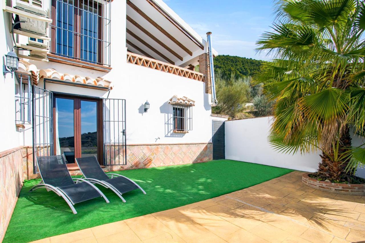 Holiday Home El Encinar Alcaucín Eksteriør billede